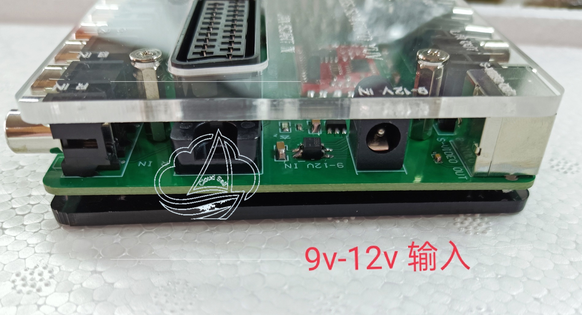 Gaming Console High Quality - 高品質のRGBS/SCARTからコンポーネントYCbCr/Sビデオへの変換器、ビデオゲームコンソールおよびゲーム機用のSCARTアダプター
