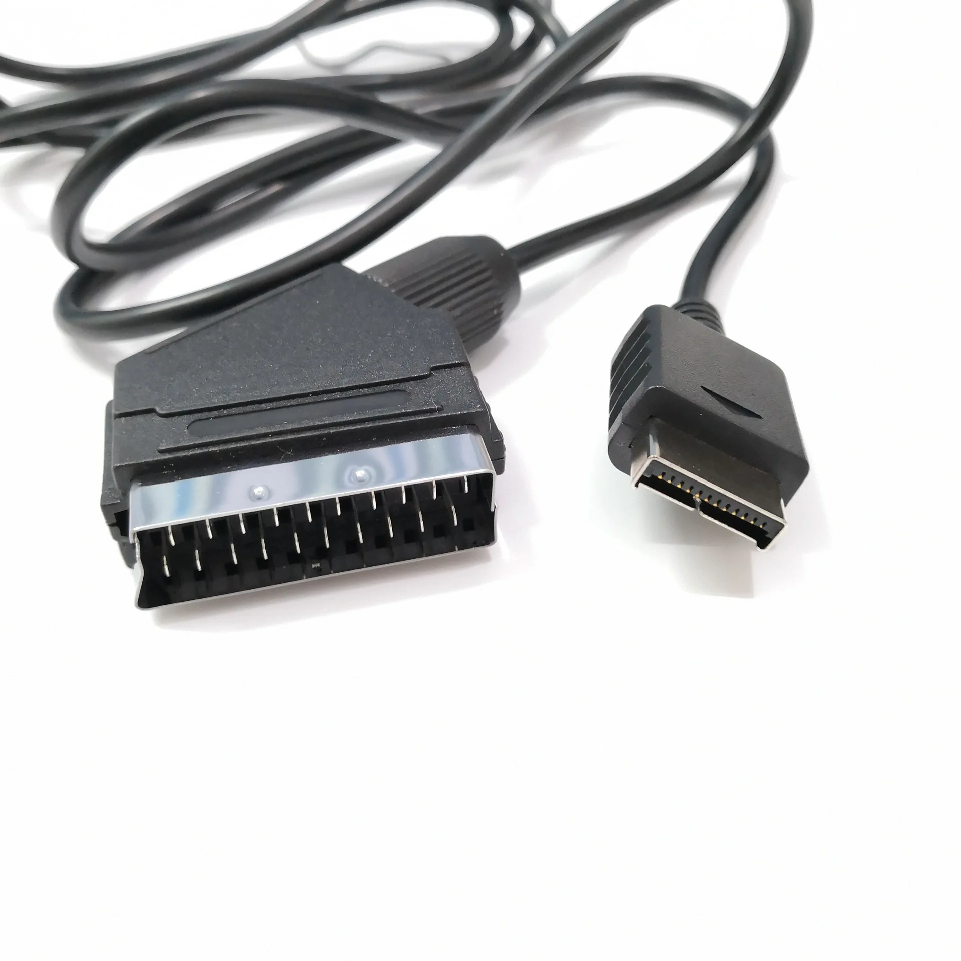 2個/ロット 6フィート RGB SCART ワイヤーケーブ - Gaming Console Ps3 のレビューと価格